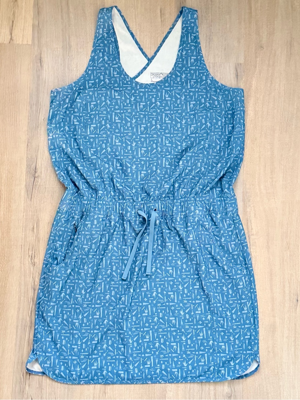Patagonia Blue Athletic Hiking Outdoors 90s Style Geometric Design Womens Dress